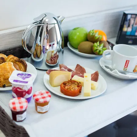 Western La Rade 卡西斯