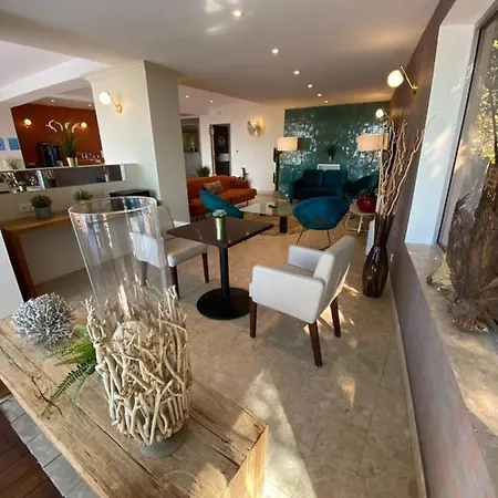 Western La Rade 3* Cassis
