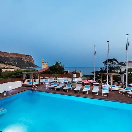 Western La Rade Cassis