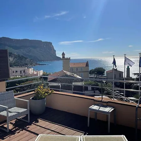 Hotel Western La Rade 3*