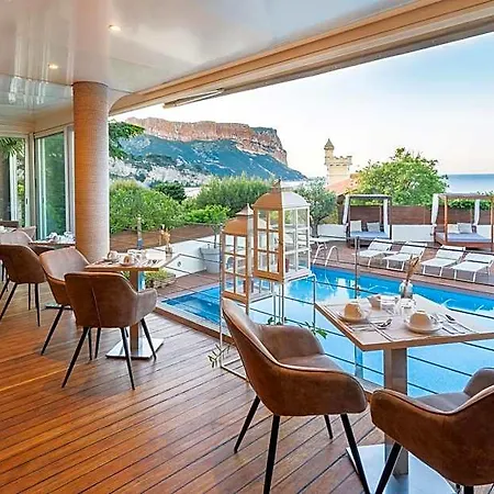 Hotel Western La Rade 3*