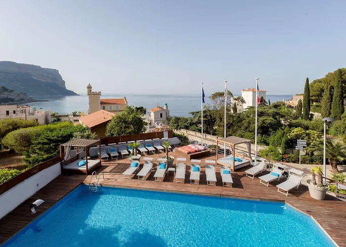 Western La Rade Szálloda 3*